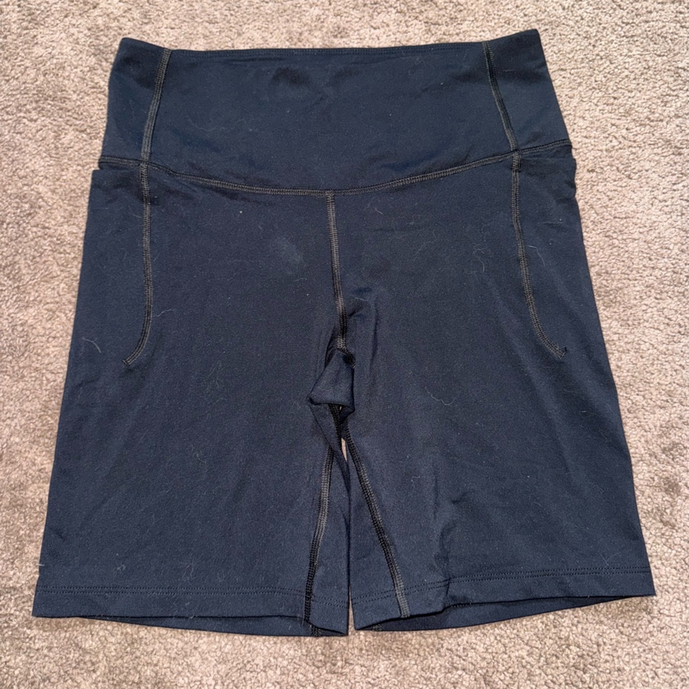 Under Armour biker  Shorts💙